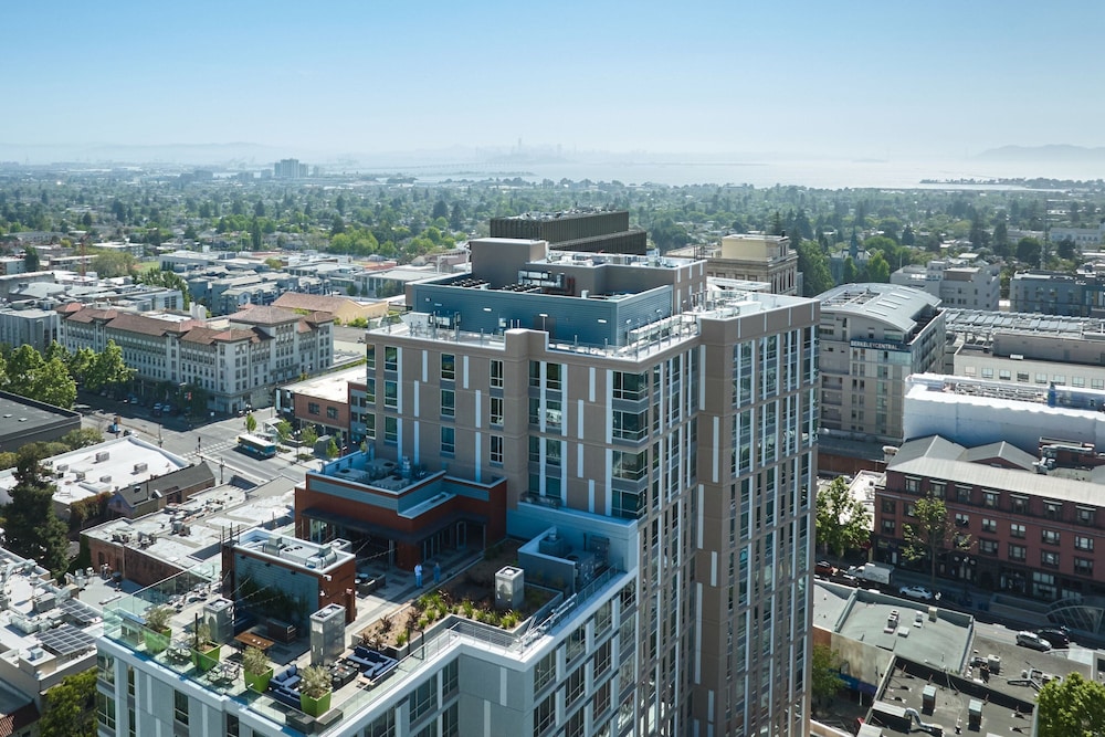 Residence Inn by Marriott Berkeley - photo 46