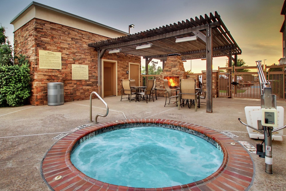 Hampton Inn Vernon - photo 41