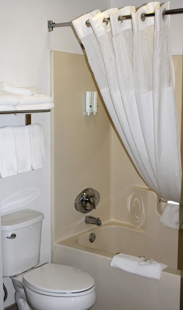Quality Inn Scottsboro US 72 Lake Guntersville Area - photo 15