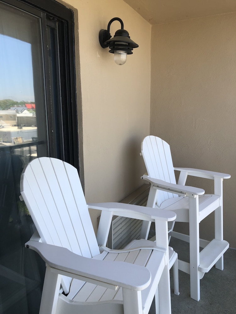 Beach View Hotel - photo 20