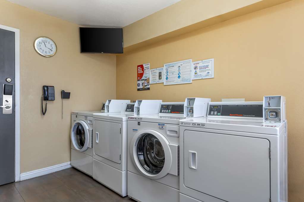 Best Western Plus Grosvenor Airport Hotel - photo 19