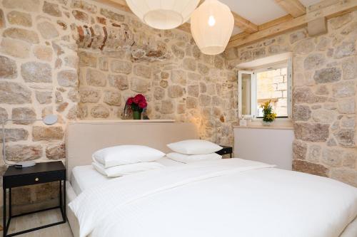 Stone Elegance