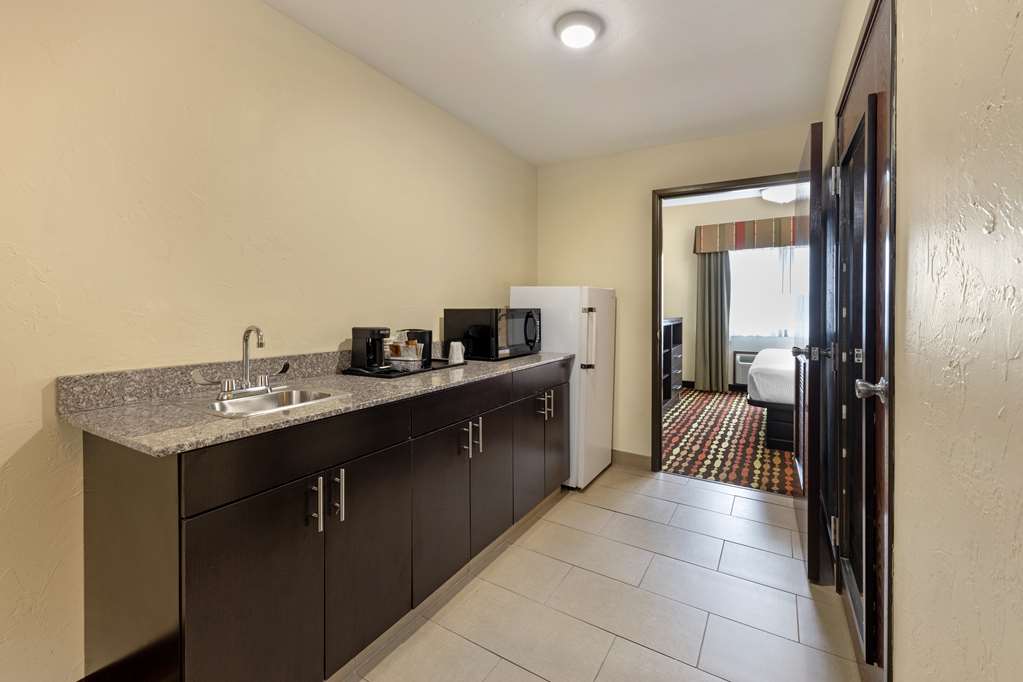 Best Western Greentree Inn & Suites - photo 19