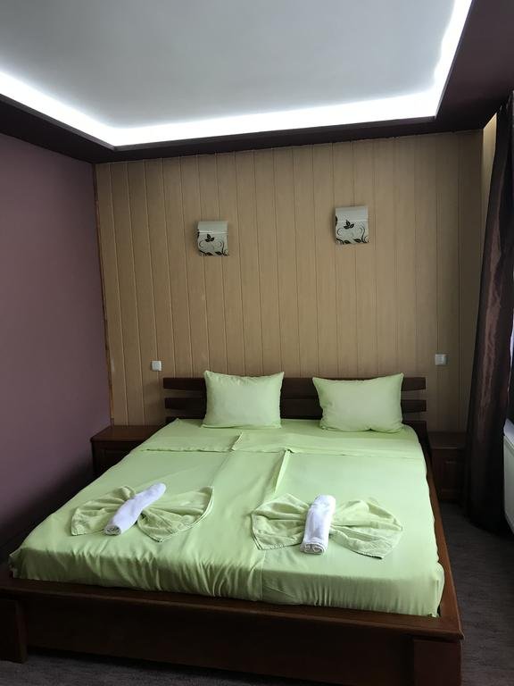 Complex Katalina Batak