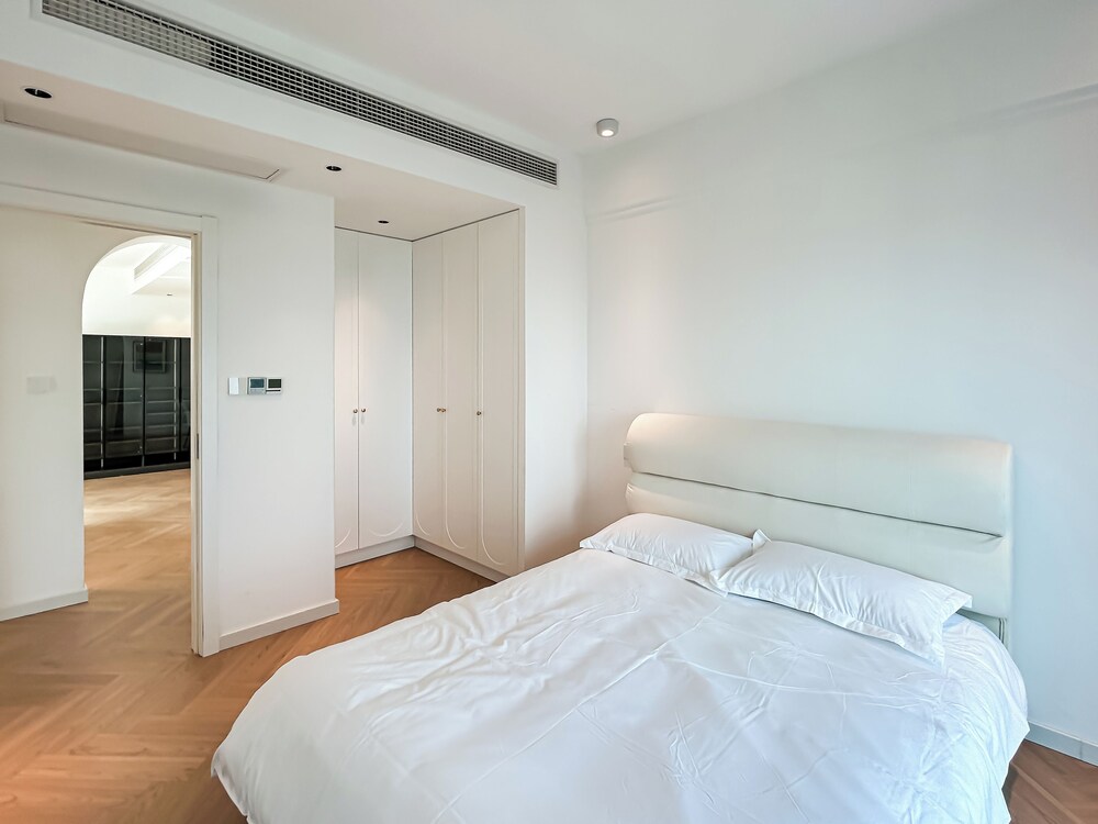 Book and Bed Weifang Store - last minute hotel in Shanghai