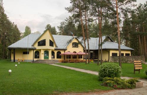 Motel Brencis in Iecava, Latvia