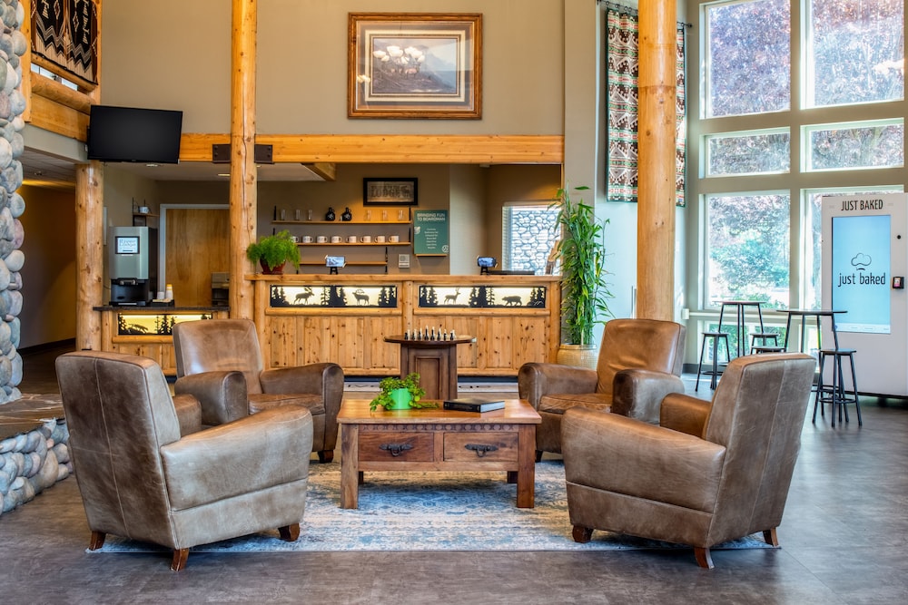 River Lodge And Grill - photo 4