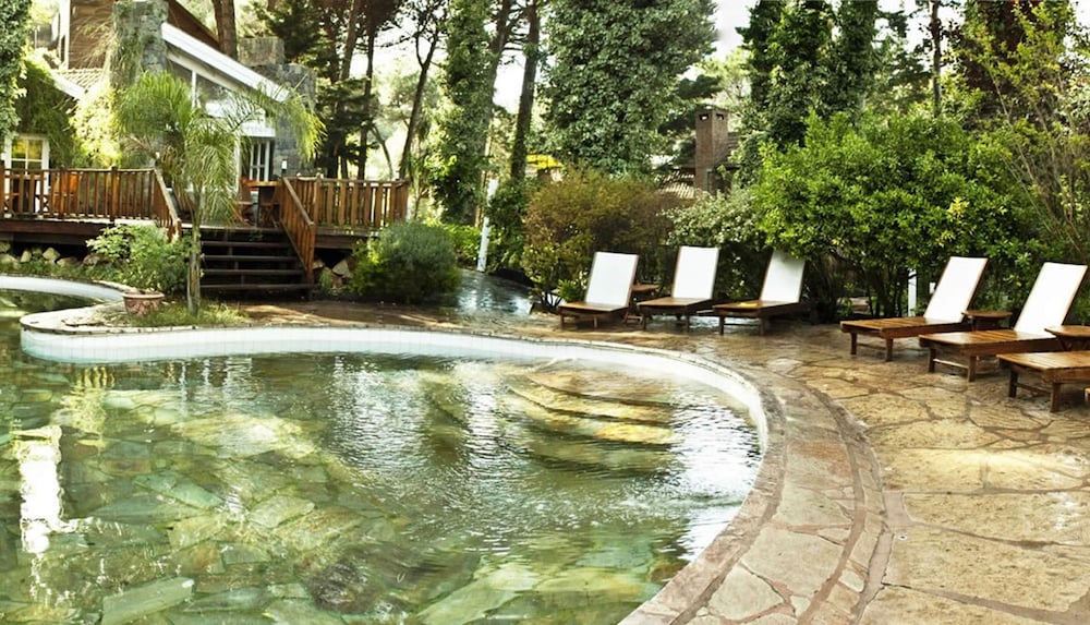 Carilo Village Apart Hotel & Spa in Carilo, Argentina