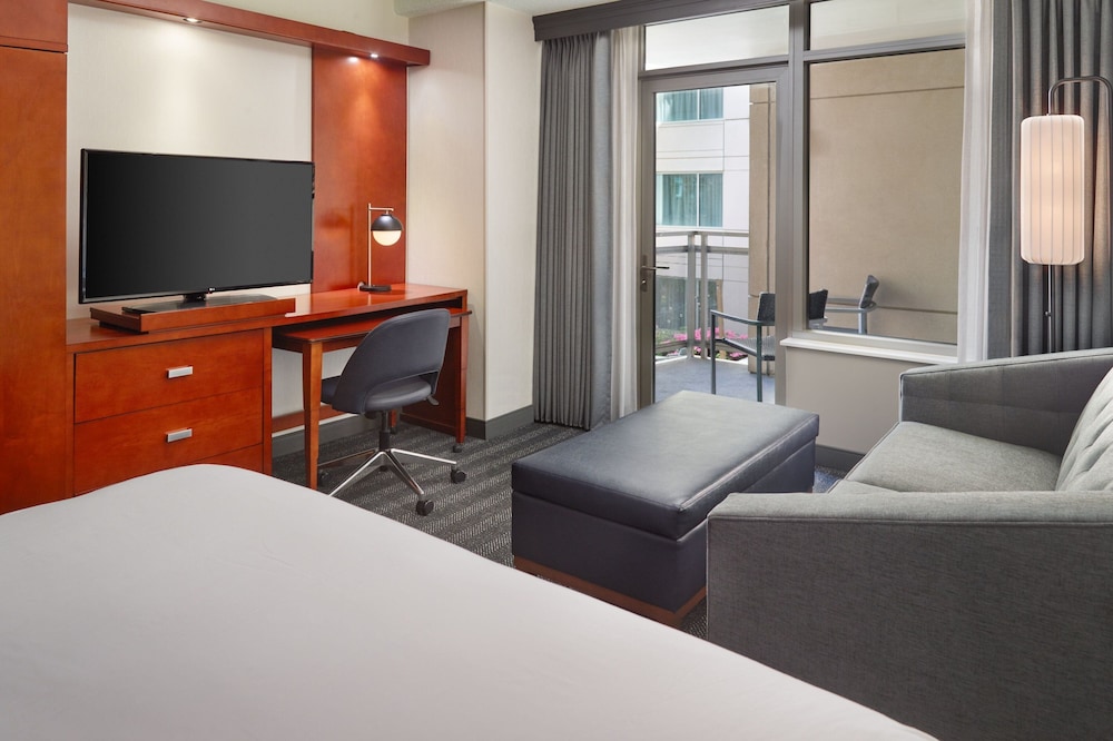 Courtyard by Marriott Washington DC Foggy Bottom - photo 18