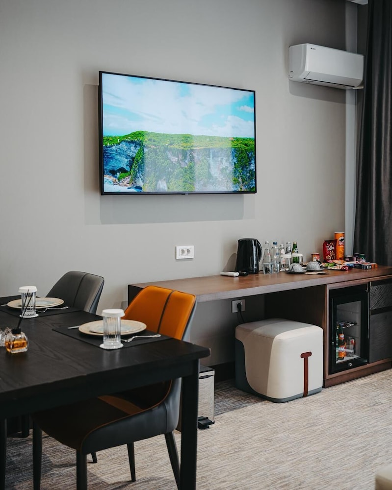 Port Marine Hotel By Hollywood — 4-Star Luxury Hotel in Baku, Azerbaijan