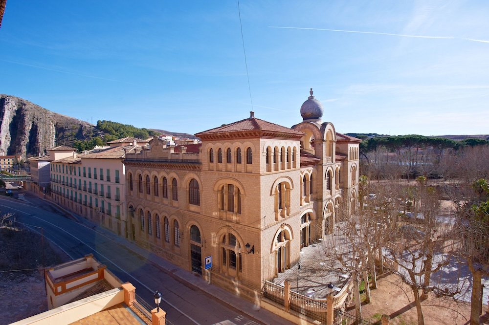 Hotel Parque Balneario Termas Pallares — hotel in Alhama De Aragon