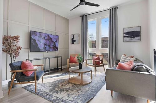 The Camellia Rooftop Patio & Dog Friendly — 4-Star Luxury Hotel in Nashville, United States