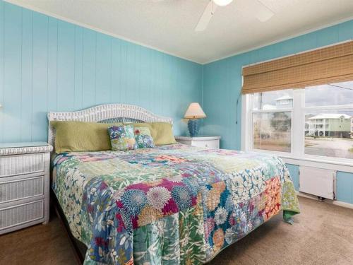 Mondo Kayo by Meyer Vacation Rentals — 4-Star Luxury Hotel in Gulf Shores, United States
