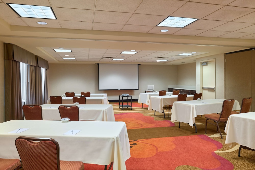 Hilton Garden Inn Hershey - photo 46