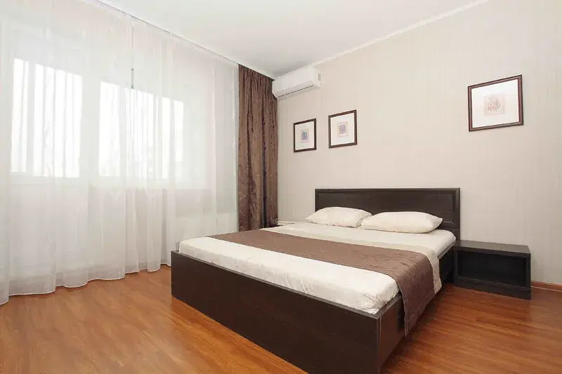 Apartments Alt Otel on str. 40 let Pobedy bld. 29 B in Chelyabinsk, Russia