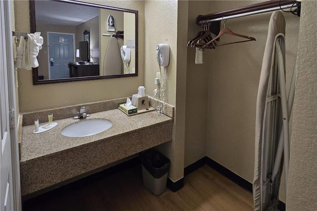 Super 8 by Wyndham Arkadelphia Caddo Valley Area - photo 12