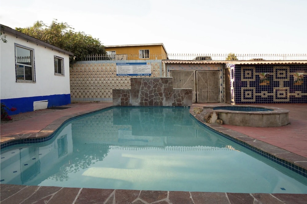 OYO Hotel Hacienda Don Luis Rosarito in Rosarito, Mexico