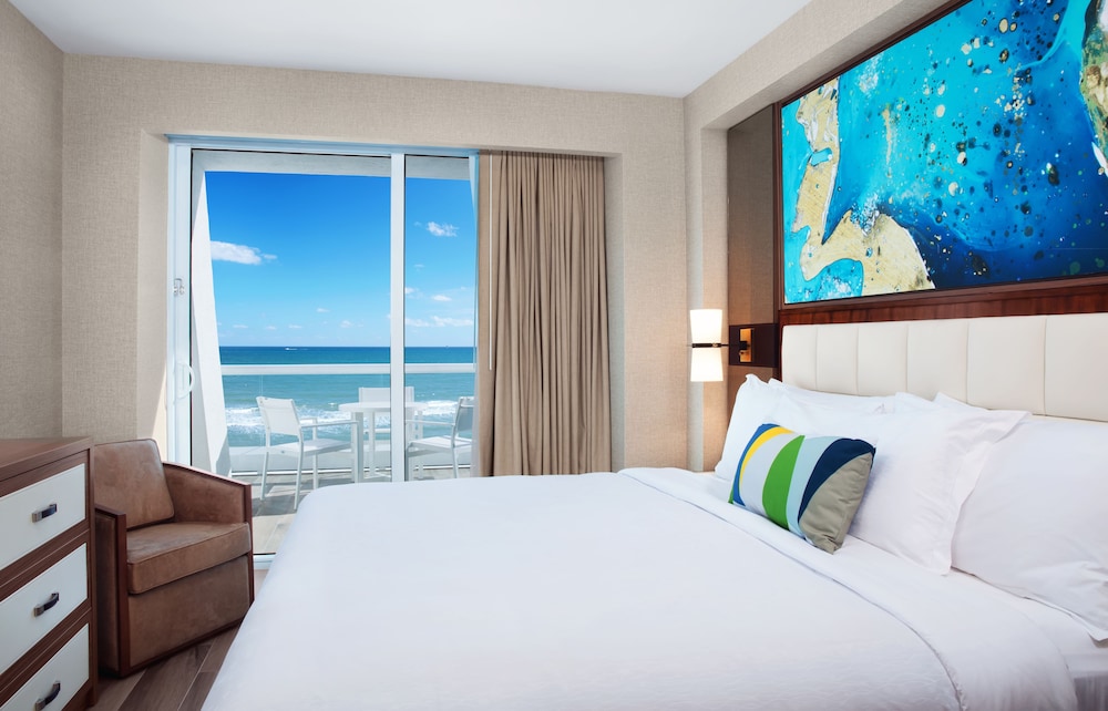 Conrad Fort Lauderdale Beach - photo 4
