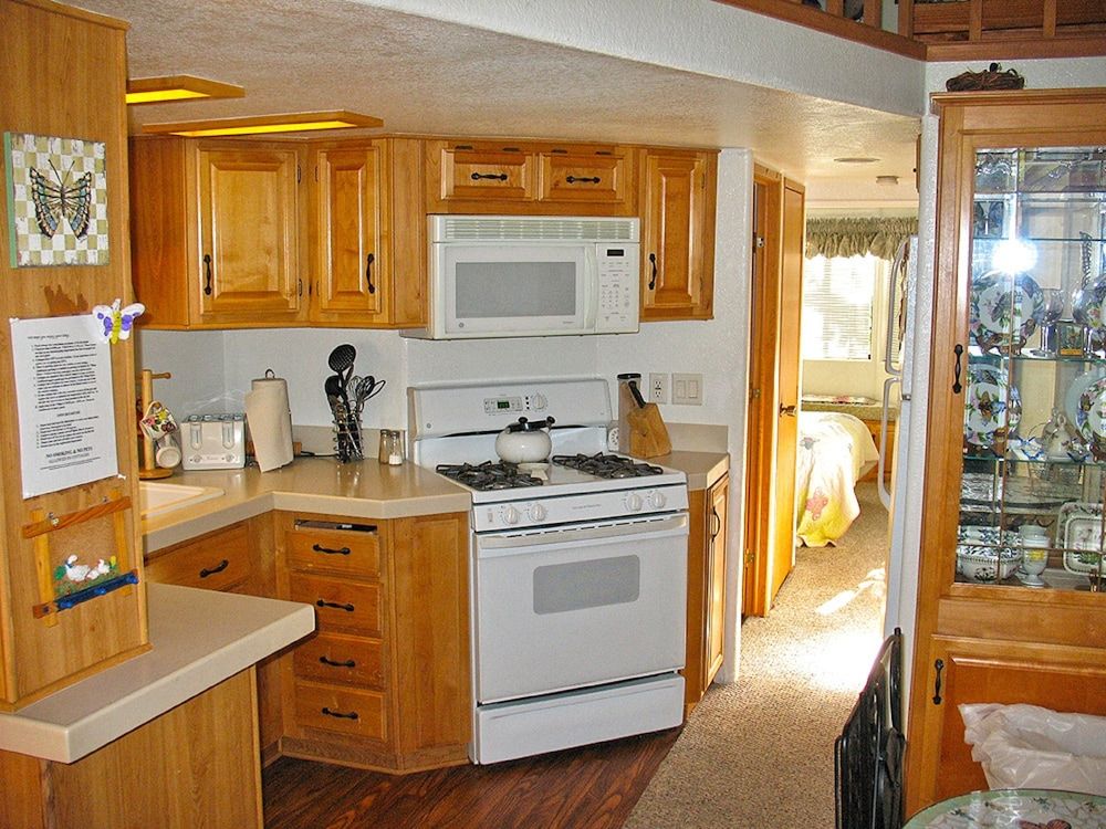 Mt. Hood Village RV Resort - photo 10