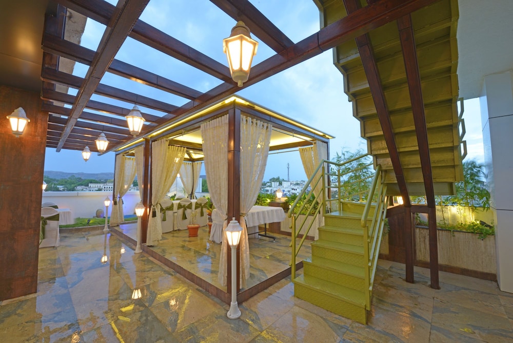 Hotel J P International in Aurangabad, India