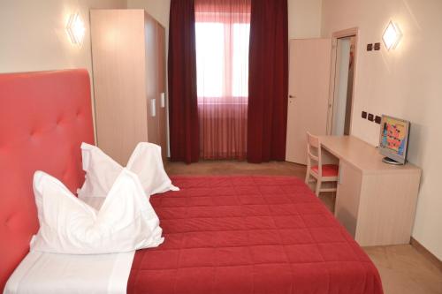 Grand Master Hotel in Dej, Romania