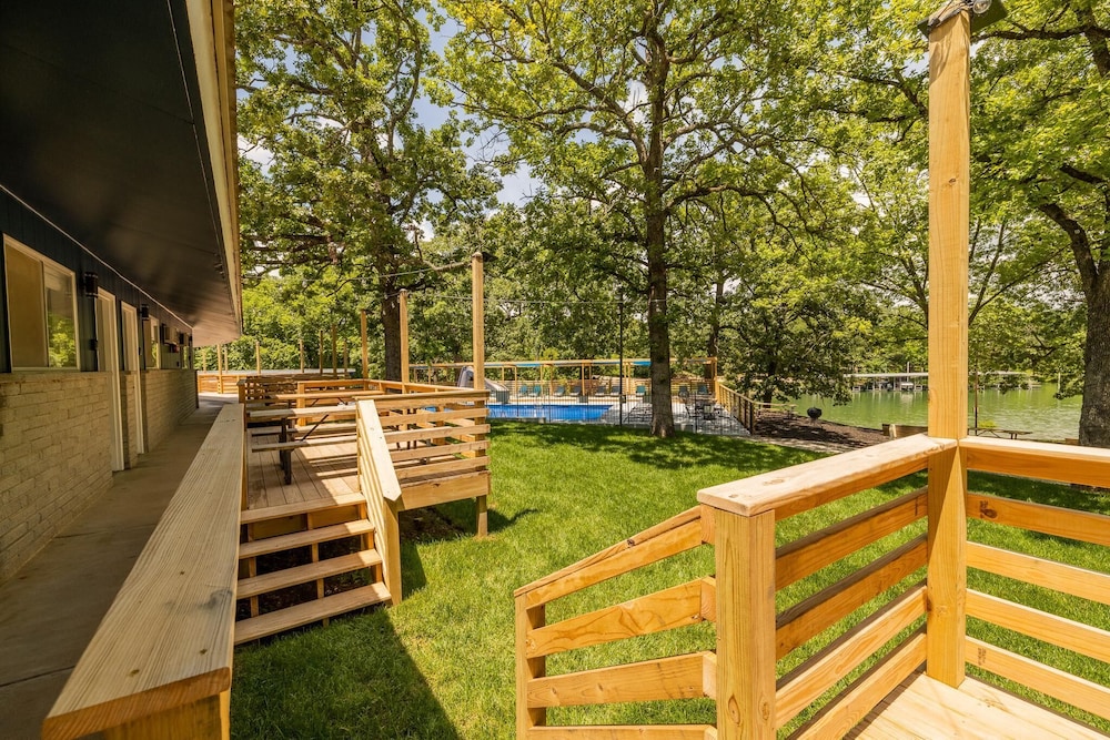 Kimberling Cove Resort - photo 104