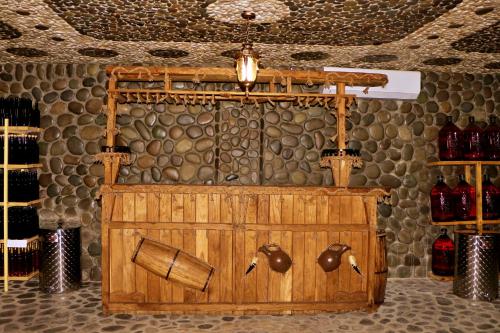 HOTEL Wine Cellar & Fitness Khoni City