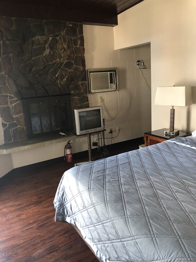 Sequoia Village - photo 11