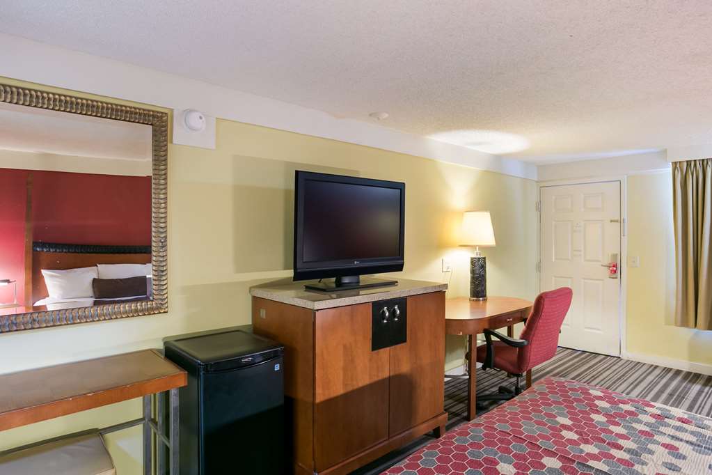 Econo Lodge Frederick I 70 - photo 12