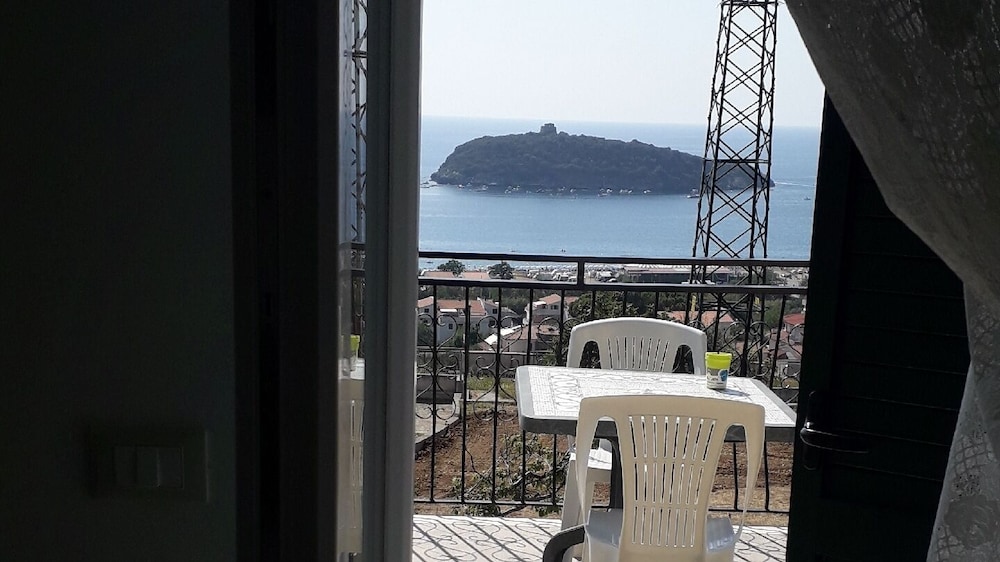 Da Peppino Affittacamere a Diamante in Diamante, Italy