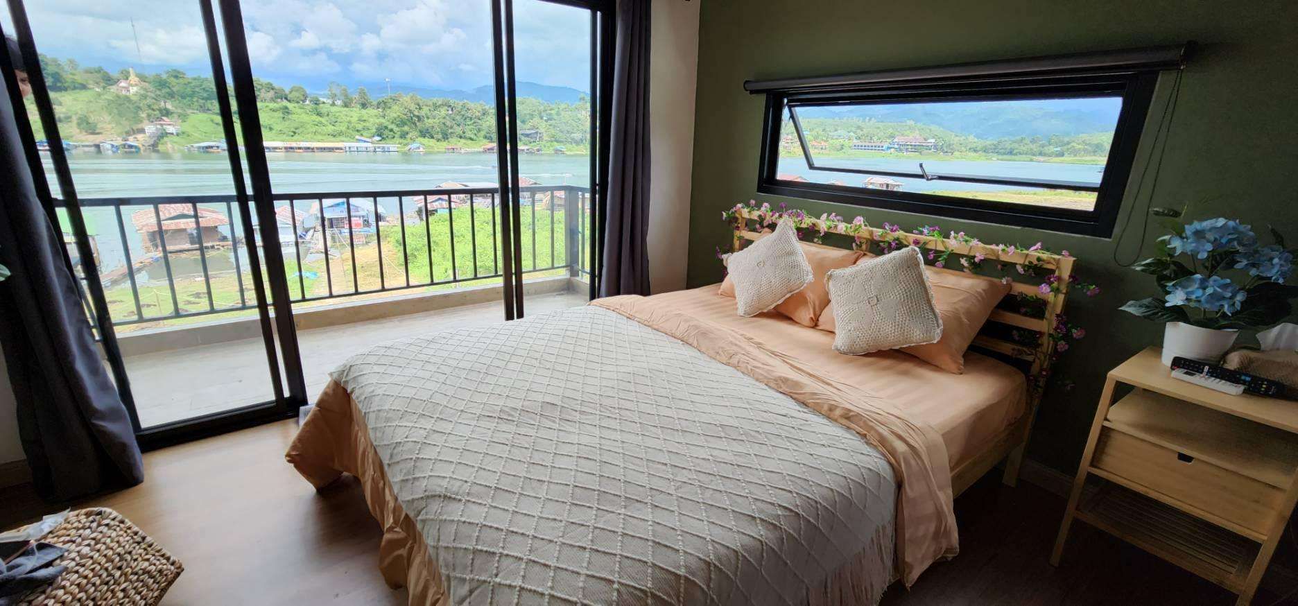 MonStay - last minute hotel in Kanchanaburi