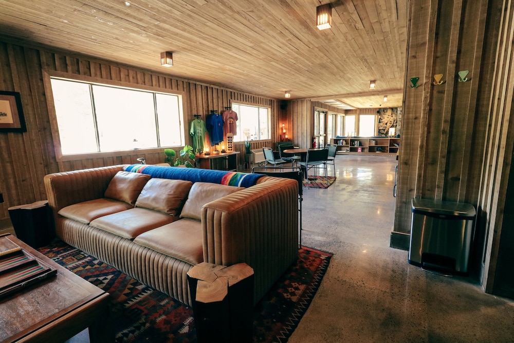 Station House Inn Near Heavenly Gondola - photo 8
