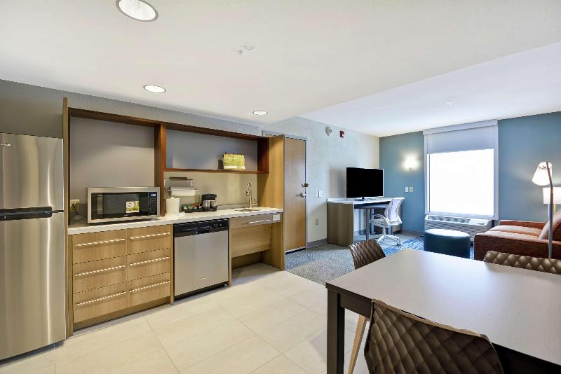 Home2 Suites by Hilton Portland Airport - photo 64
