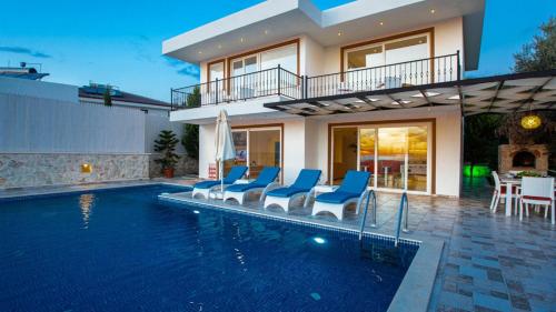 2 Bedroom Villa with private pool — 4-Star Luxury Hotel in Kalkan, Turkey