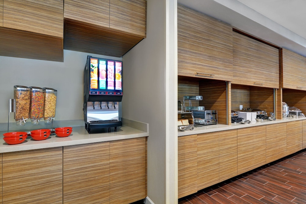 TownePlace Suites by Marriott Jacksonville East - photo 25