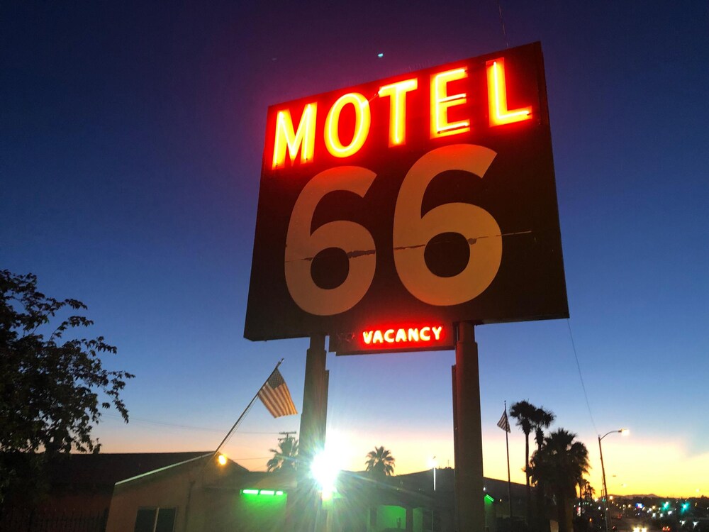 Motel 66 - photo 2