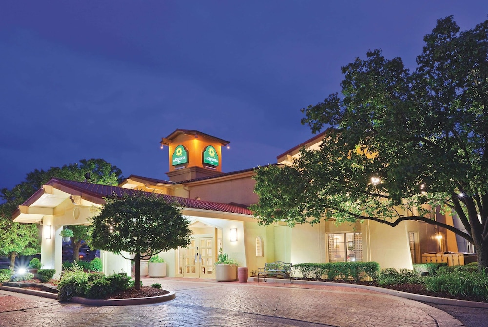 La Quinta Inn Merrillville - photo 9