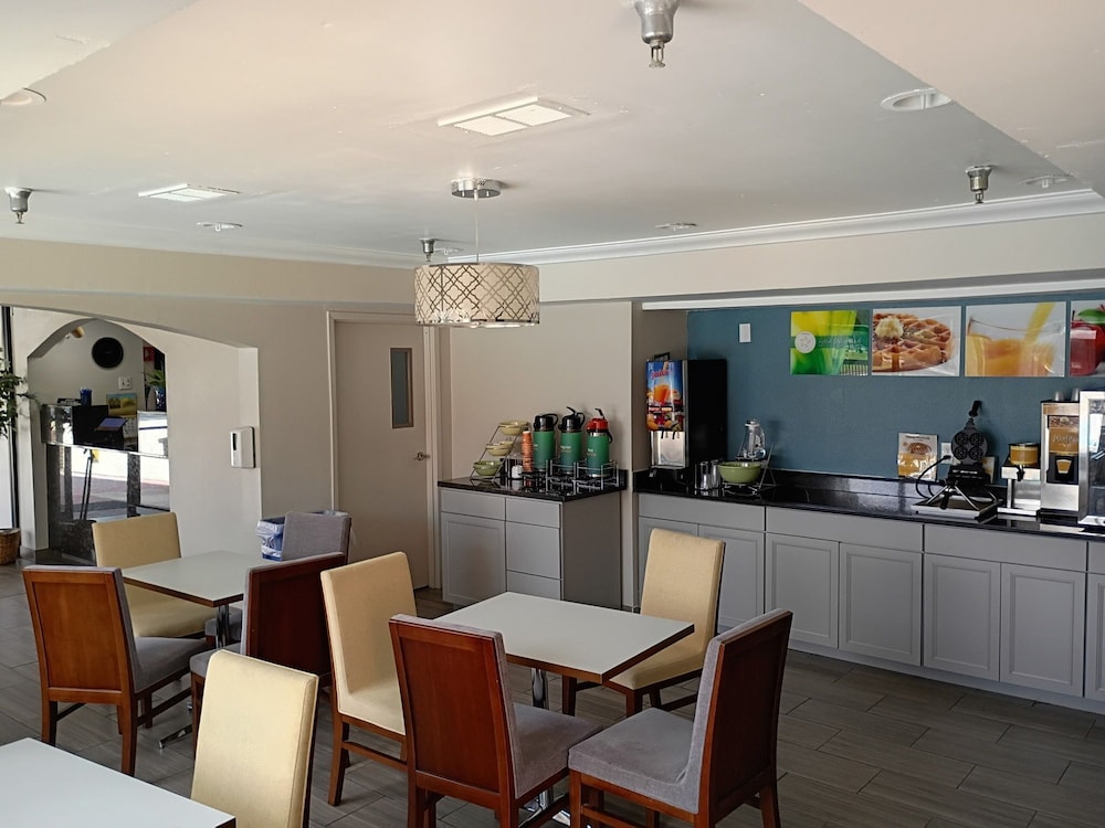 Quality Inn & Suites Decatur Priceville I 65 - photo 15