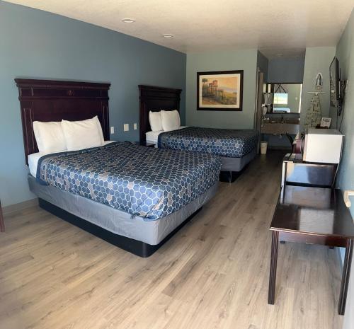 Ozark Inn - photo 17