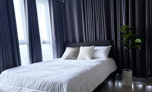 City Lights Apartment in BGC — 5-Star Luxury Hotel in Manila, Philippines