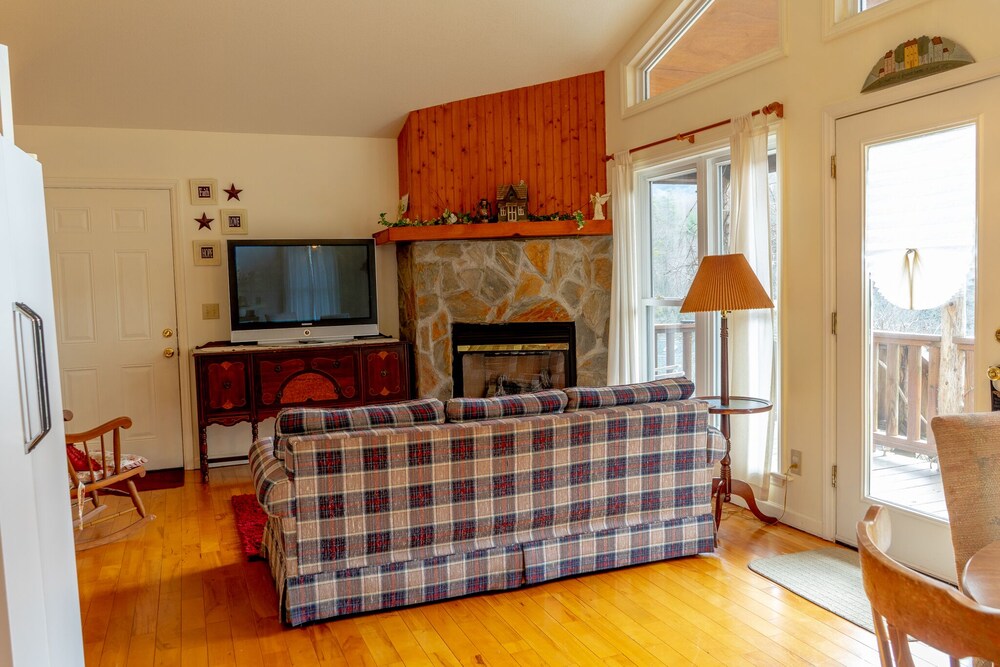 The Chimney Rock Inn & Cottages - photo 108