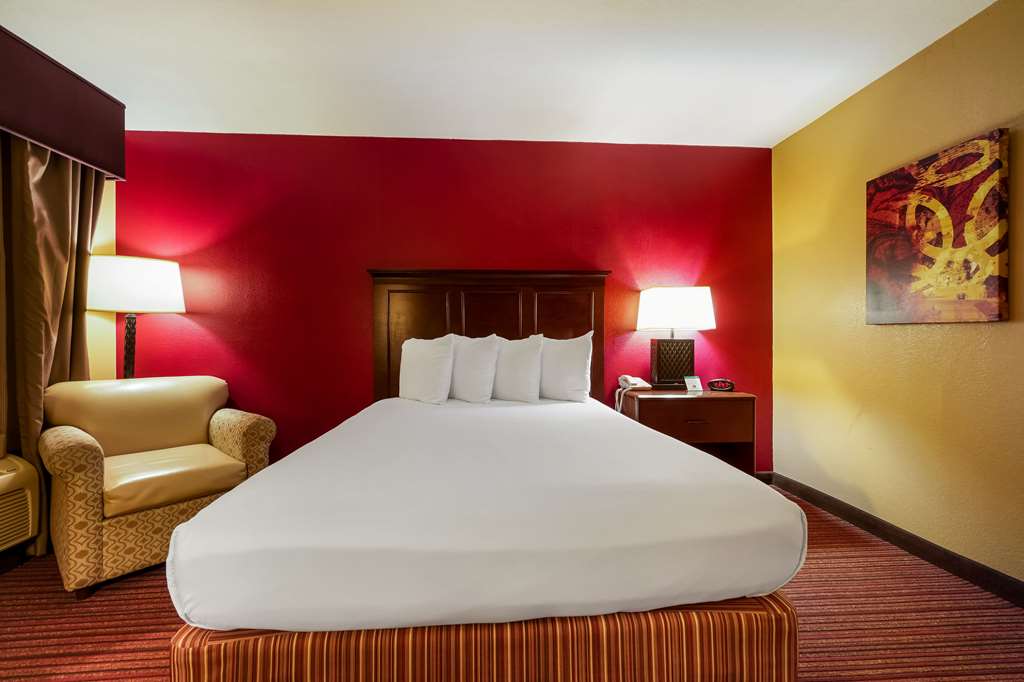 Quality Inn & Suites West Helena - photo 9