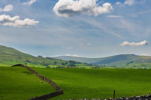 Finest Retreats Shepherds Cottage at Mile House Farm
