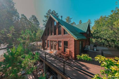 Charming Log AFrame in Pine - carbon neutral hotel in Pine