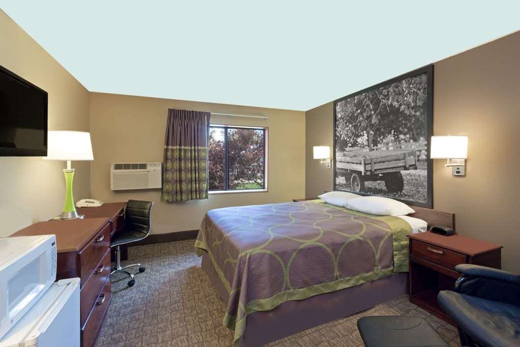 Super 8 by Wyndham Carroll - photo 8