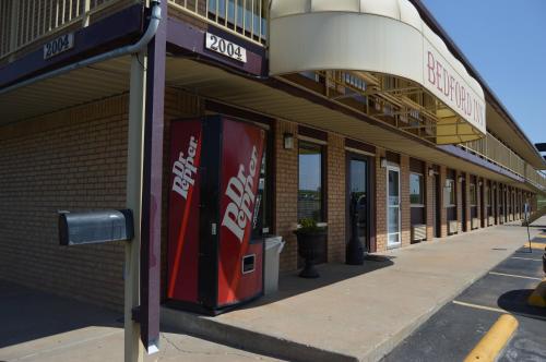 Bedford Inn - photo 4