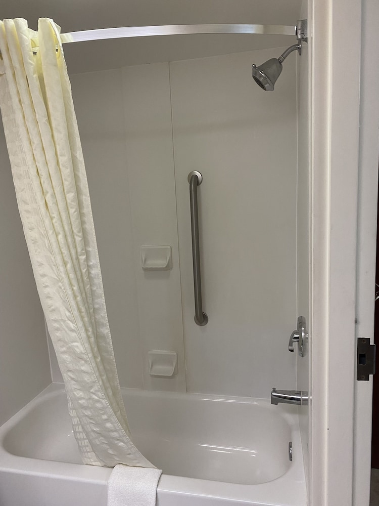 Best Western Plus Atlantic City West Extended Stay & Suites - photo 13