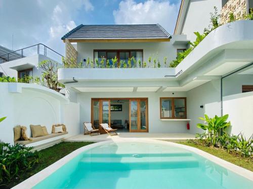 Shoreline Villas Bingin — 4-Star Luxury Hotel in Bali, Indonesia