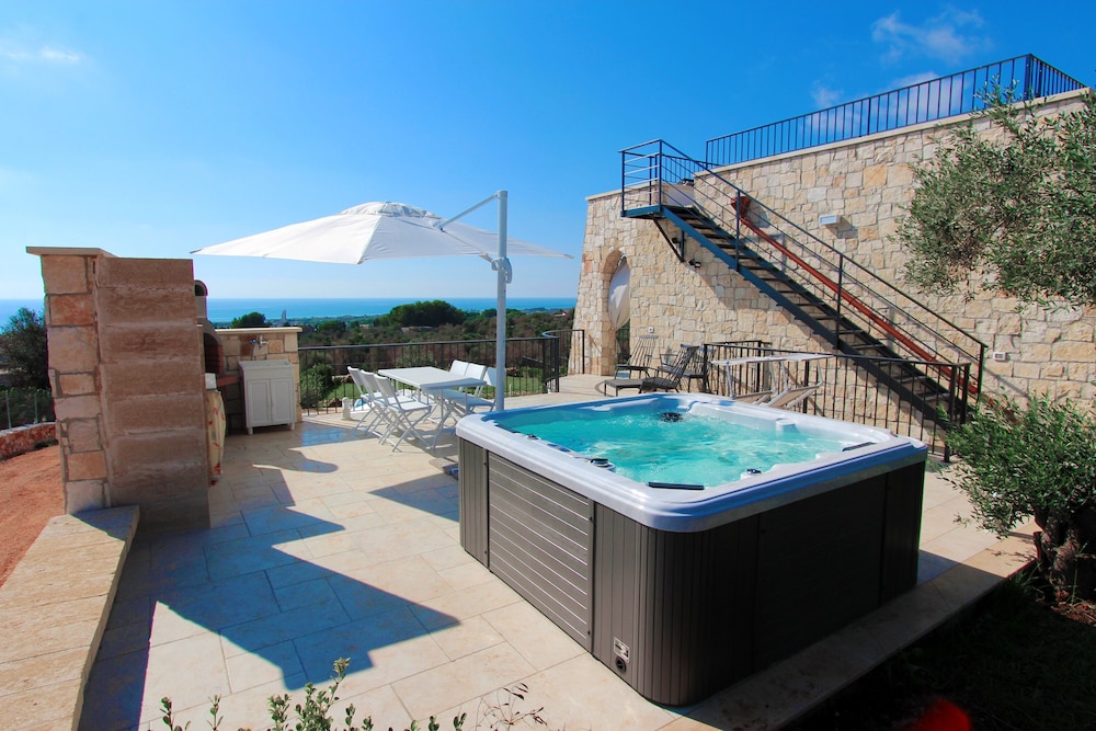 The Dream Residence 241 — 4-Star Luxury Hotel in Salve, Italy