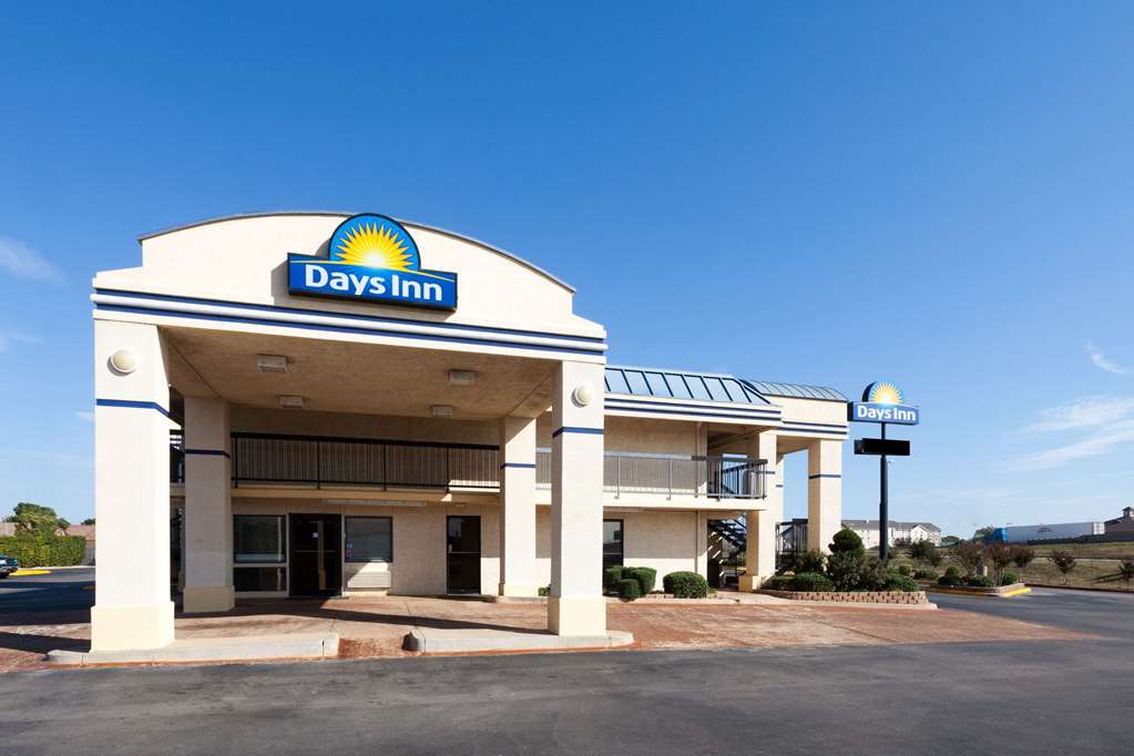 Days Inn by Wyndham Oklahoma City West - featured photo